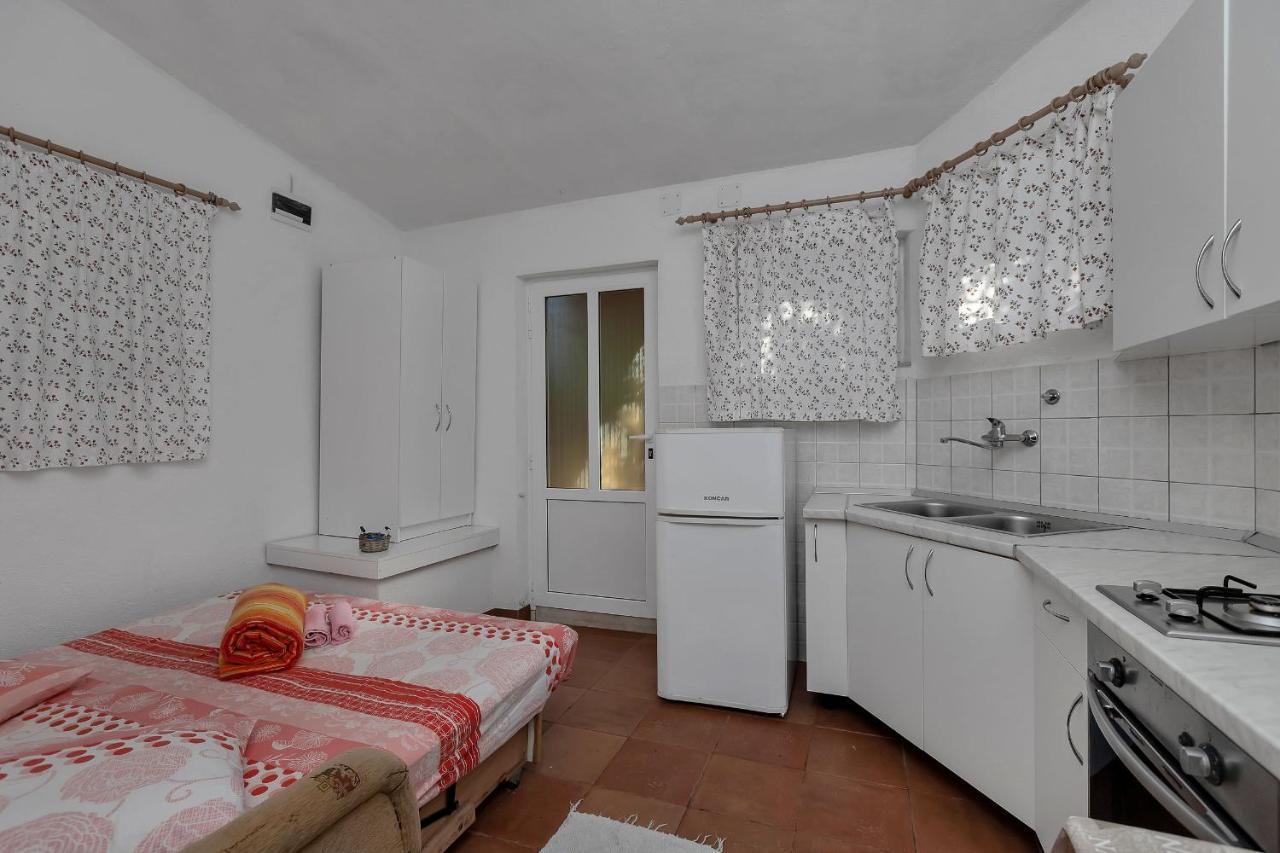 בוגומוליה Apartments Milivoj מראה חיצוני תמונה